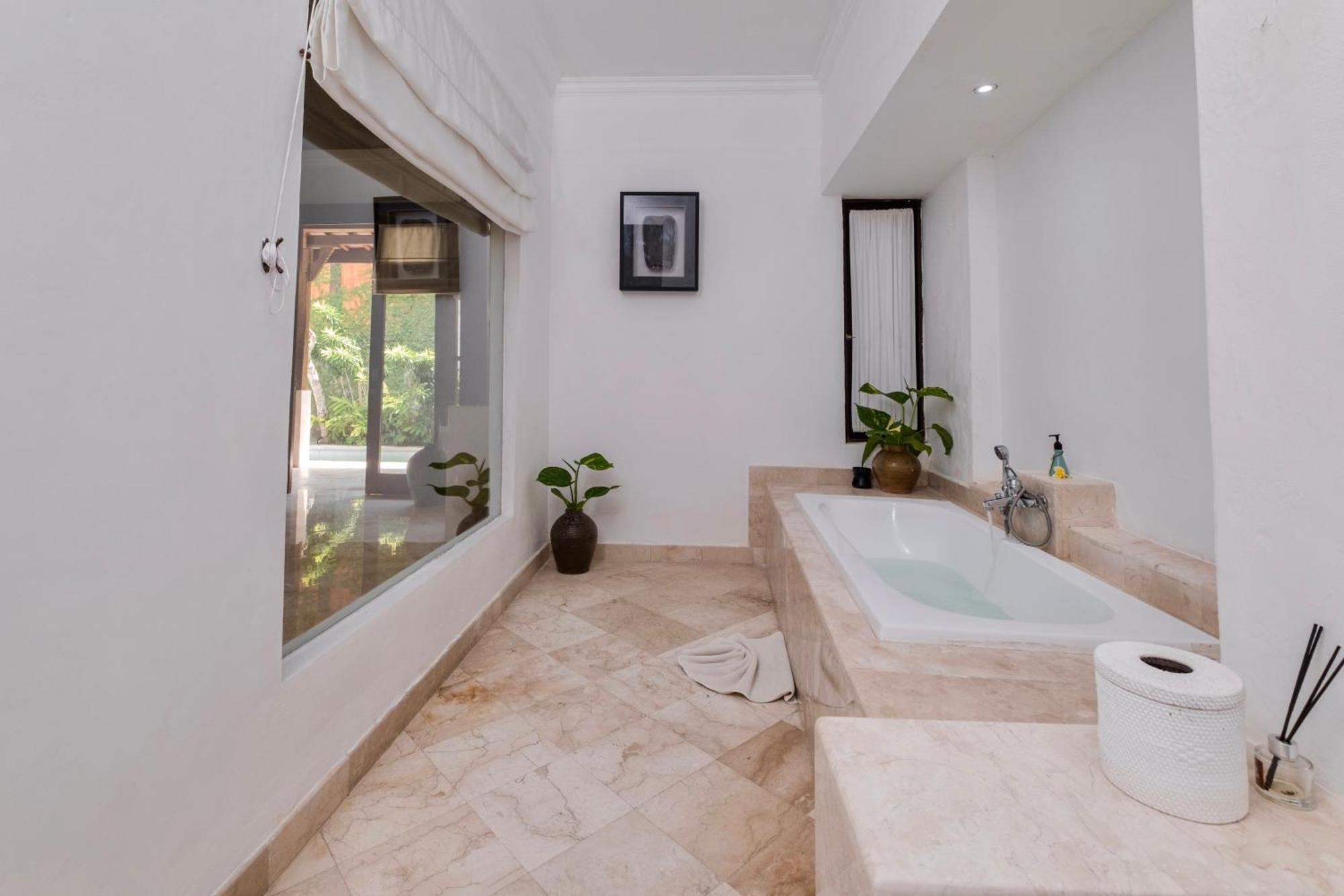 Вілла Alam Bidadari Seminyak Екстер'єр фото