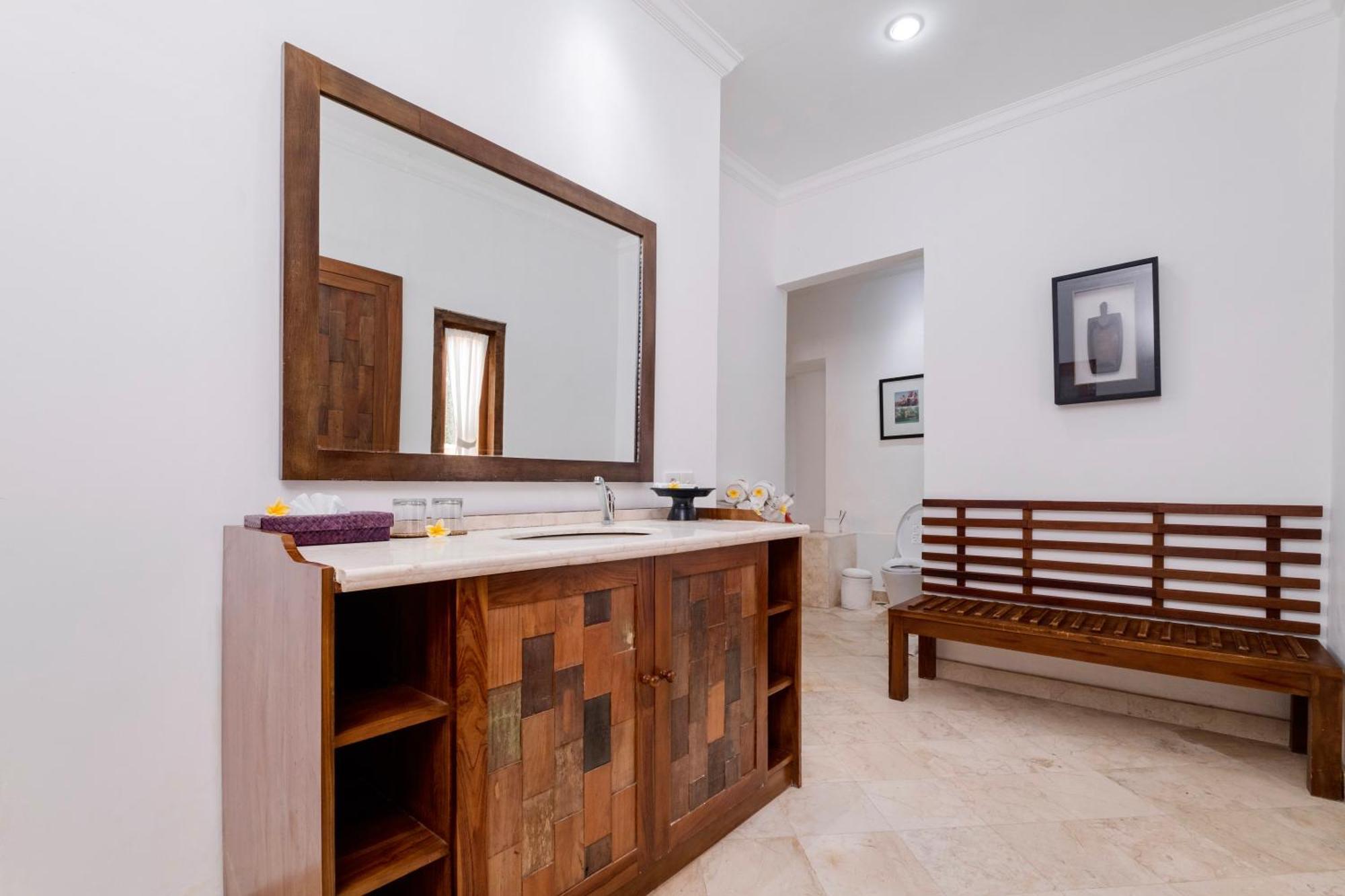 Вілла Alam Bidadari Seminyak Екстер'єр фото