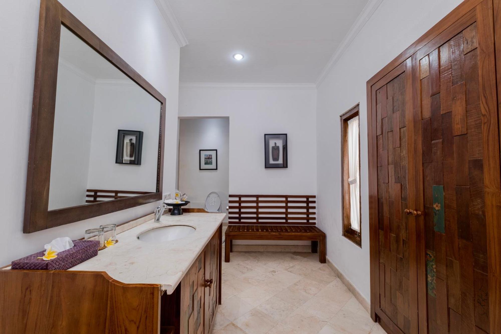 Вілла Alam Bidadari Seminyak Екстер'єр фото